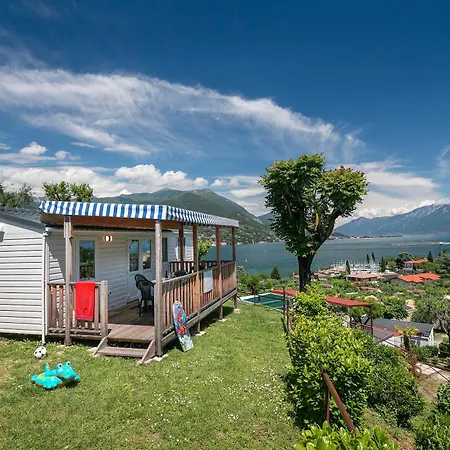 Кемпінг Albatross Mobile Homes On Eden Сан-Феліче-дель-Бенако